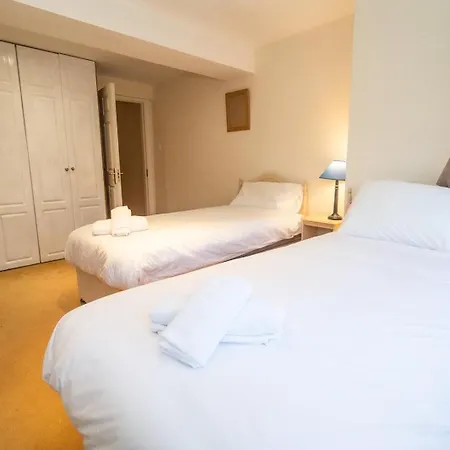 Semesterbostad Village No 6 By Trident Homes Aughrim